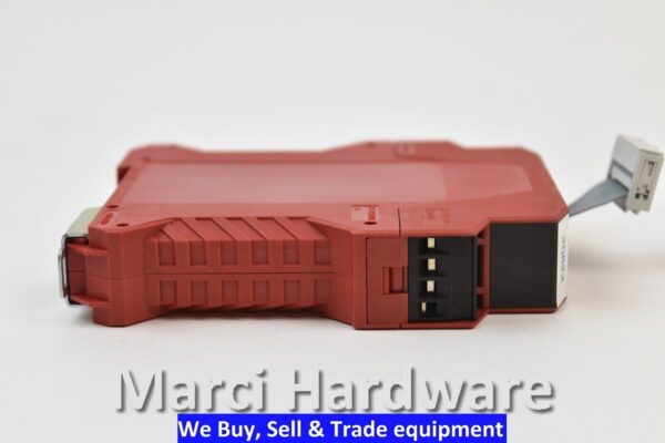 Allen-Bradley 440R-W23221 Guardmaster Safety Relay MSR330PGr1