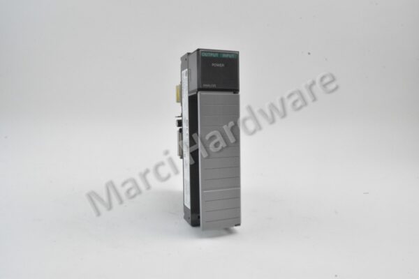 Surplus Allen-Bradley 1746-NIO4I Ser A SLC 500 Analog Output Module 1746NIO4I